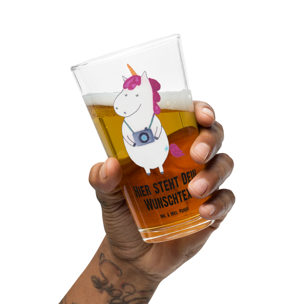 Personalisiertes Trinkglas Einhorn Fotograf Personalisiertes Trinkglas, Personalisiertes Glas, Personalisiertes Pint Glas, Personalisiertes Bierglas, Personalisiertes Cocktail Glas, Personalisiertes Wasserglas, Glas mit Namen, Glas selber bedrucken, Wunschtext, Selbst drucken, Wunschname, Einhorn, Einhörner, Einhorn Deko, Pegasus, Unicorn, Fotograf, Fotografie, Kamera, Reisen, Weltreise, Weltenbummler, Urlaub, Tourist, Kurztrip, Reise, Städtereise