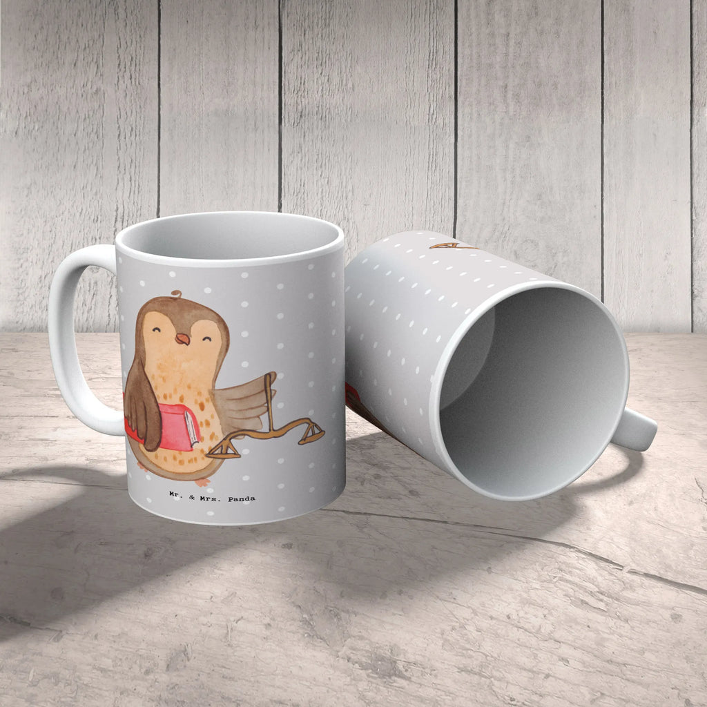 Tasse Jurist mit Herz Tasse, Kaffeetasse, Teetasse, Becher, Kaffeebecher, Teebecher, Keramiktasse, Porzellantasse, Büro Tasse, Geschenk Tasse, Tasse Sprüche, Tasse Motive, Kaffeetassen, Tasse bedrucken, Designer Tasse, Cappuccino Tassen, Schöne Teetassen, Beruf, Ausbildung, Jubiläum, Abschied, Rente, Kollege, Kollegin, Geschenk, Schenken, Arbeitskollege, Mitarbeiter, Firma, Danke, Dankeschön, Jurist, Anwalt, Jura Studium, Master of laws, Staatsexamen, Jurastudent, Anwaltskanzlei