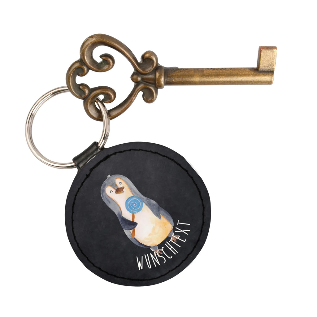 Personalisierter Schlüsselanhänger Pinguin Lolli Personalisierter Schlüsselanhänger, Personalisierter Anhänger, Personalisierter Taschenanhänger, Personalisierter Glücksbringer, Personalisierter Schutzengel, Schlüsselanhänger mit Namen, Anhänger mit Namen, Glücksbringer mit Namen, Schlüsselanhänger Wunschtext, Schlüsselanhänger selbst gestalten, Pinguin, Pinguine, Lolli, Süßigkeiten, Blödsinn, Spruch, Rebell, Gauner, Ganove, Rabauke