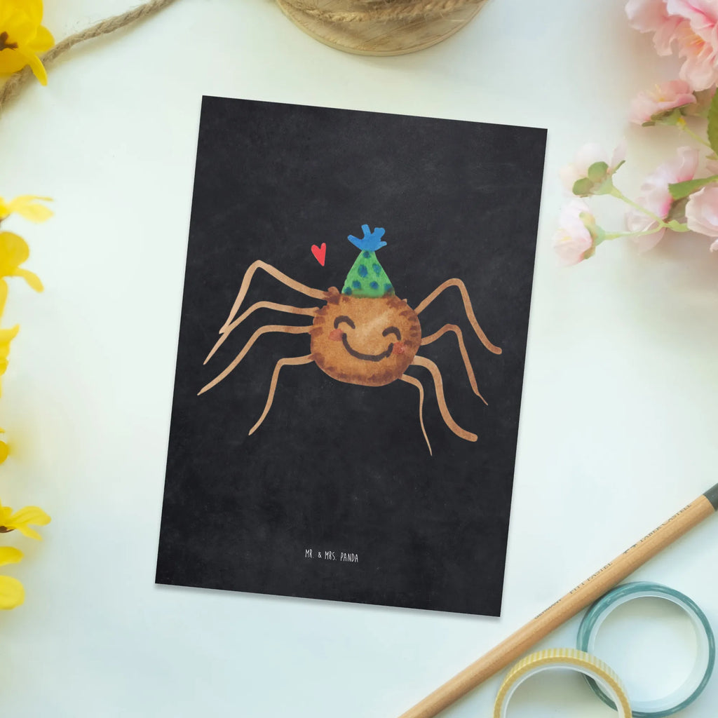 Postkarte Spinne Agathe Party Postkarte, Karte, Geschenkkarte, Grußkarte, Einladung, Ansichtskarte, Geburtstagskarte, Einladungskarte, Dankeskarte, Ansichtskarten, Einladung Geburtstag, Einladungskarten Geburtstag, Spinne Agathe, Spinne, Agathe, Videos, Merchandise, Selbstliebe, Wunder, Motivation, Glück