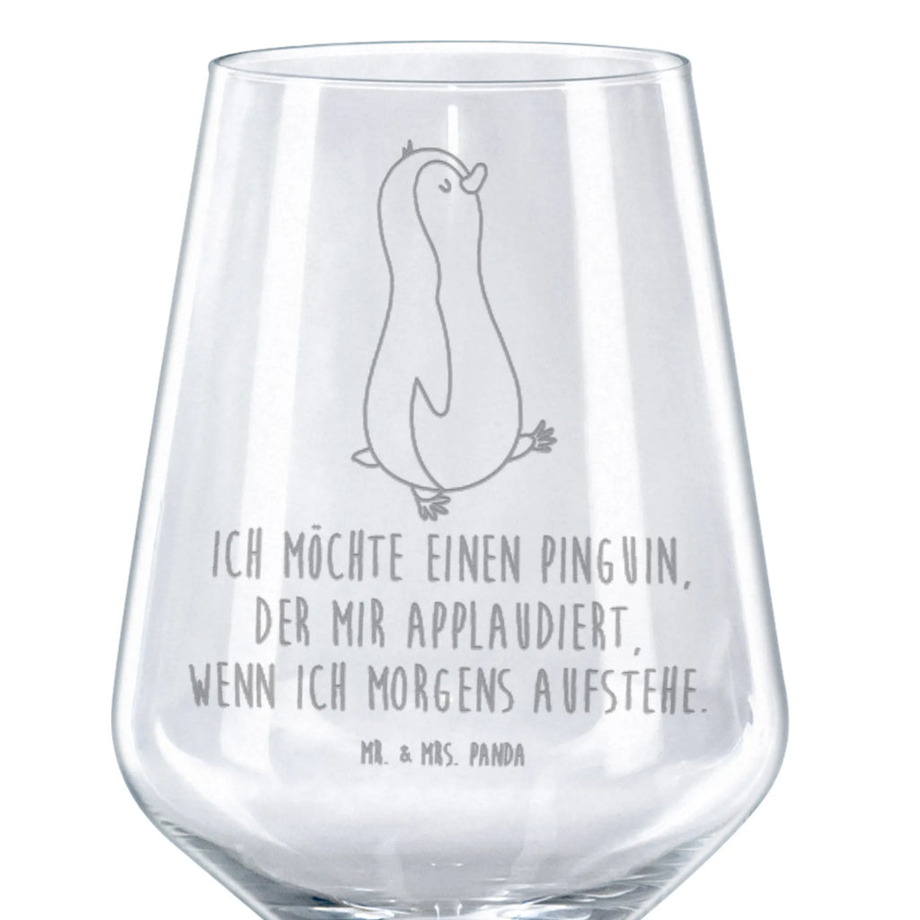 Rotwein Glas Pinguin marschierend Rotweinglas, Weinglas, Rotwein Glas, Weinglas mit Gravur, Geschenk für Weinliebhaber, Spülmaschinenfeste Weingläser, Hochwertige Weinaccessoires, Pinguin, Pinguine, Frühaufsteher, Langschläfer, Bruder, Schwester, Familie