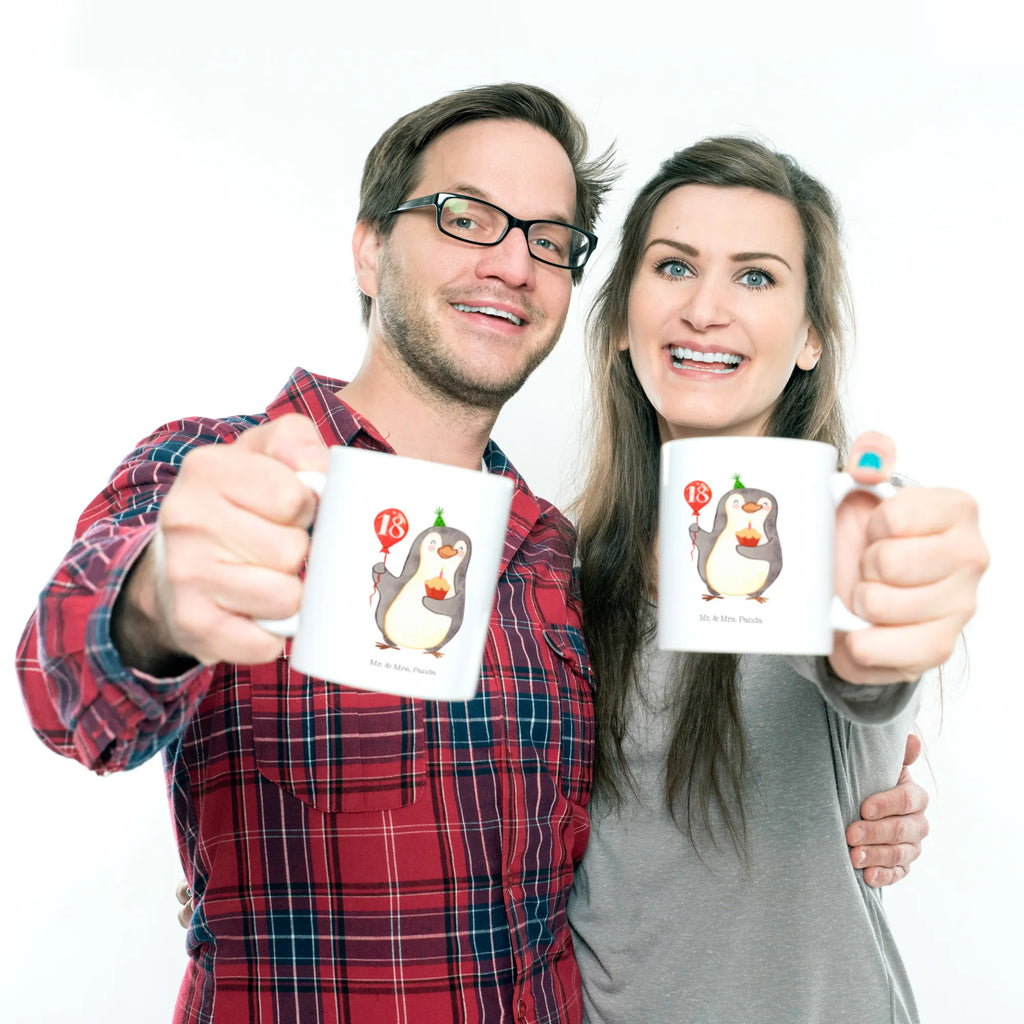 Tasse 18. Geburtstag Pinguin Luftballon Tasse, Kaffeetasse, Teetasse, Becher, Kaffeebecher, Teebecher, Keramiktasse, Porzellantasse, Büro Tasse, Geschenk Tasse, Tasse Sprüche, Tasse Motive, Kaffeetassen, Tasse bedrucken, Designer Tasse, Cappuccino Tassen, Schöne Teetassen, Geburtstag, Geburtstagsgeschenk, Geschenk, Pinguin, Geburtstage, Happy Birthday, Geburtstagsfeier