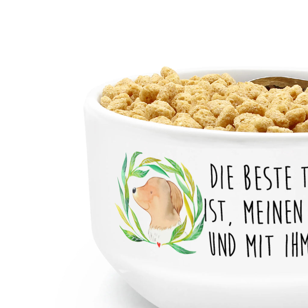 Müslischale Hund Ranke Müslischale, Müslischüssel, Früstücksschüssel, Schüssel, Keramik Schüssel, Dessertschüssel, Salatschüssel, Suppenschüssel, Obstschale, Porzellan Schale, Snackschale, Müsli schalen, Müsli schale, Müslischale Keramik, Müslischalen bunt, Weiße Müslischalen, Bunte Müslischalen, Müslischale Porzellan, Müslischale lustig, Keramik Müslischale, Frühstücksschalen, Schöne Müslischalen, Müslischale mit Spruch, Hund, Hundemotiv, Haustier, Hunderasse, Tierliebhaber, Hundebesitzer, Sprüche, Ranke, Therapie, Selbsttherapie, Hundeliebe, Hundeglück, Hunde