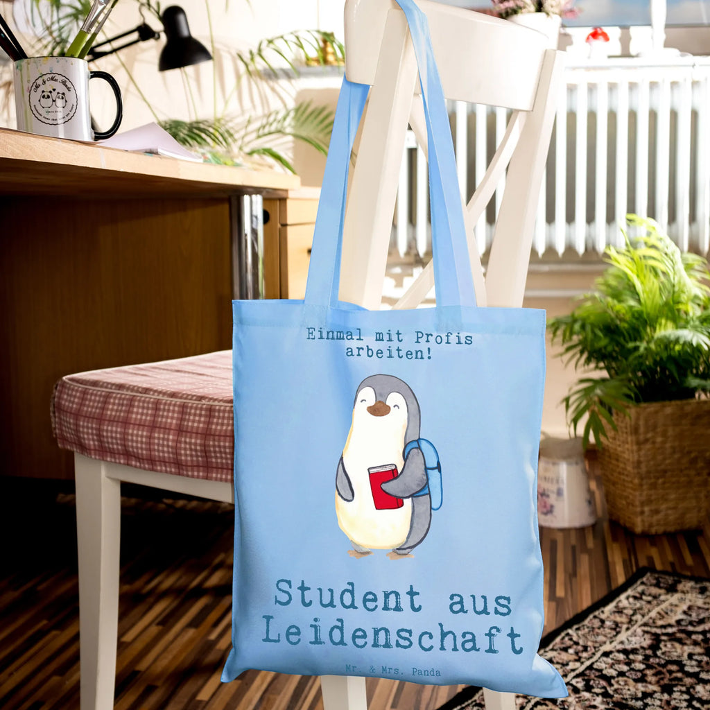 Tragetasche Student aus Leidenschaft Beuteltasche, Beutel, Einkaufstasche, Jutebeutel, Stoffbeutel, Tasche, Shopper, Umhängetasche, Strandtasche, Schultertasche, Stofftasche, Tragetasche, Badetasche, Jutetasche, Einkaufstüte, Laptoptasche, Beruf, Ausbildung, Jubiläum, Abschied, Rente, Kollege, Kollegin, Geschenk, Schenken, Arbeitskollege, Mitarbeiter, Firma, Danke, Dankeschön