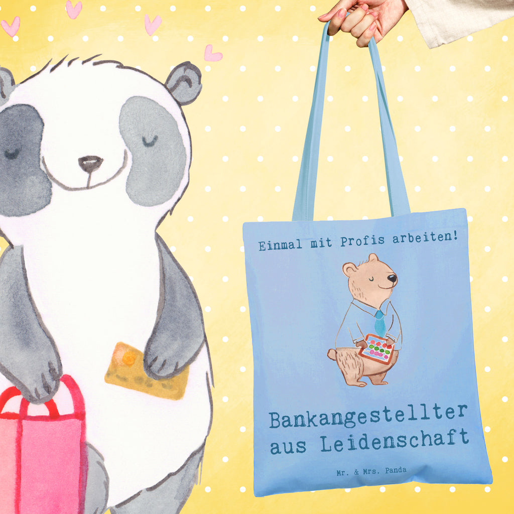 Tragetasche Bankangestellter aus Leidenschaft Beuteltasche, Beutel, Einkaufstasche, Jutebeutel, Stoffbeutel, Tasche, Shopper, Umhängetasche, Strandtasche, Schultertasche, Stofftasche, Tragetasche, Badetasche, Jutetasche, Einkaufstüte, Laptoptasche, Beruf, Ausbildung, Jubiläum, Abschied, Rente, Kollege, Kollegin, Geschenk, Schenken, Arbeitskollege, Mitarbeiter, Firma, Danke, Dankeschön, Bankangestellter, Bankfachmann, Bänker, Bankberater