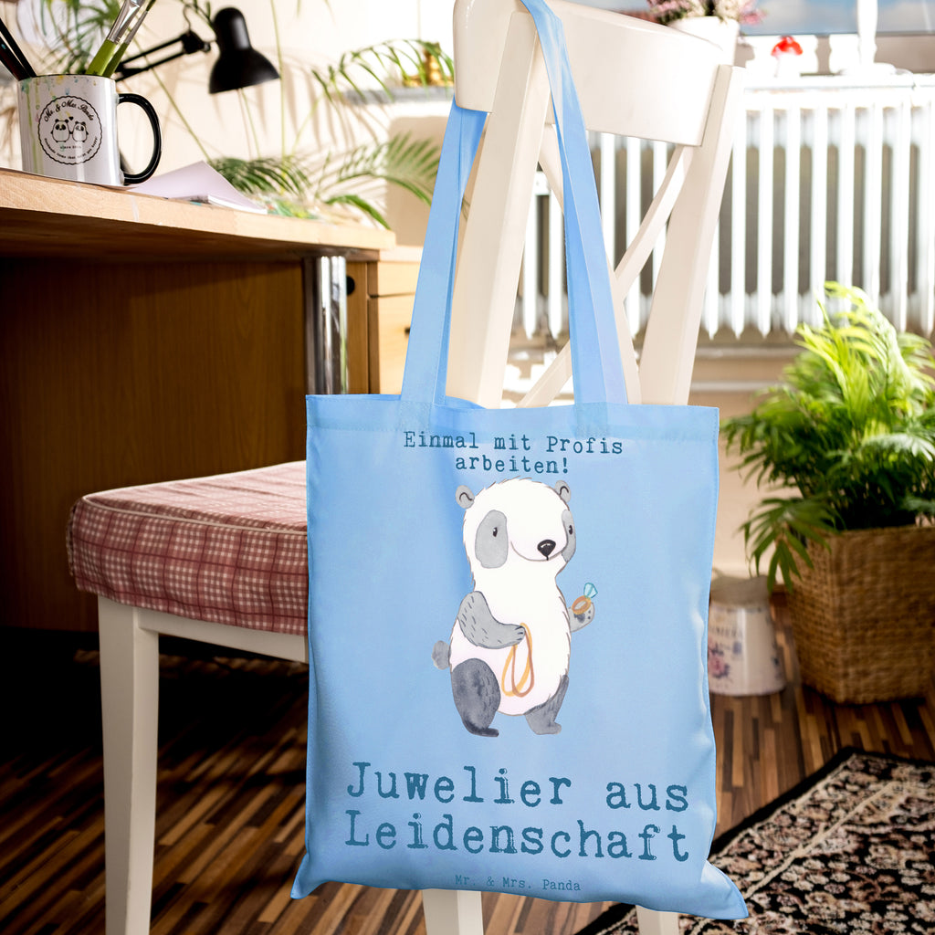 Tragetasche Juwelier aus Leidenschaft Beuteltasche, Beutel, Einkaufstasche, Jutebeutel, Stoffbeutel, Tasche, Shopper, Umhängetasche, Strandtasche, Schultertasche, Stofftasche, Tragetasche, Badetasche, Jutetasche, Einkaufstüte, Laptoptasche, Beruf, Ausbildung, Jubiläum, Abschied, Rente, Kollege, Kollegin, Geschenk, Schenken, Arbeitskollege, Mitarbeiter, Firma, Danke, Dankeschön, Juwelier, Goldschmied, Schmuckwarenhändler, Schmuckgeschäft, Eröffnung