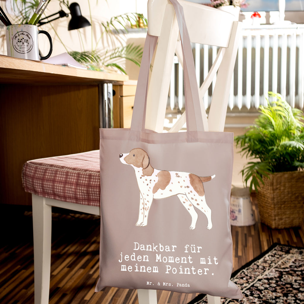 Tragetasche Pointer Moment Beuteltasche, Beutel, Einkaufstasche, Jutebeutel, Stoffbeutel, Tasche, Shopper, Umhängetasche, Strandtasche, Schultertasche, Stofftasche, Tragetasche, Badetasche, Jutetasche, Einkaufstüte, Laptoptasche, Hund, Hunderasse, Rassehund, Hundebesitzer, Geschenk, Tierfreund, Schenken, Welpe, English Pointer, Pointer