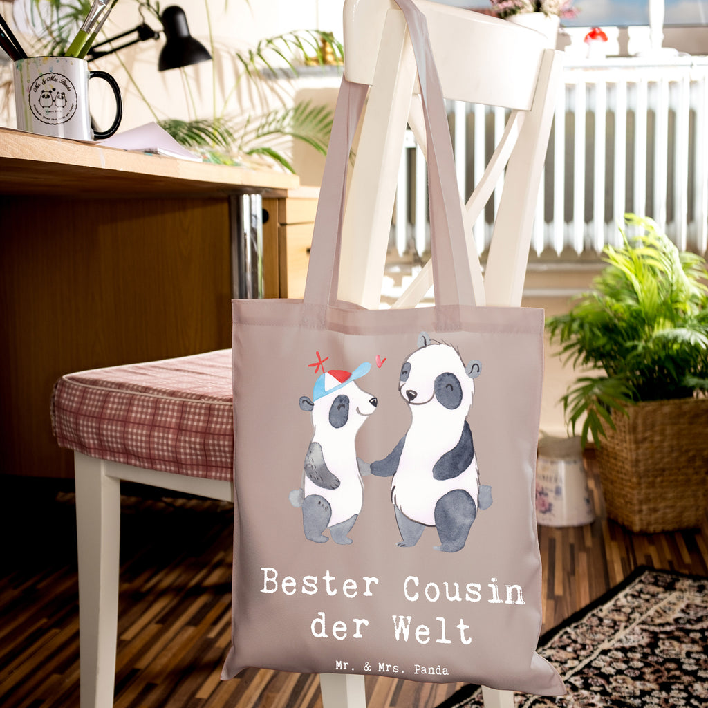 Tragetasche Panda Bester Cousin der Welt Beuteltasche, Beutel, Einkaufstasche, Jutebeutel, Stoffbeutel, Tasche, Shopper, Umhängetasche, Strandtasche, Schultertasche, Stofftasche, Tragetasche, Badetasche, Jutetasche, Einkaufstüte, Laptoptasche, für, Dankeschön, Geschenk, Schenken, Geburtstag, Geburtstagsgeschenk, Geschenkidee, Danke, Bedanken, Mitbringsel, Freude machen, Geschenktipp, Cousin, Kousin, Vetter, Sohn von Onkel, Sohn von Tante, Familie, Verwandtschaft, Cousine