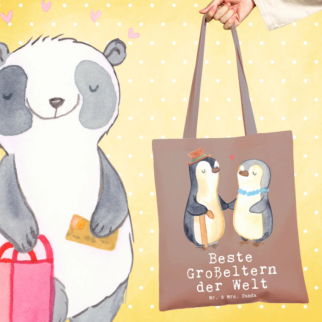 Tragetasche Pinguin Beste Großeltern der Welt Beuteltasche, Beutel, Einkaufstasche, Jutebeutel, Stoffbeutel, Tasche, Shopper, Umhängetasche, Strandtasche, Schultertasche, Stofftasche, Tragetasche, Badetasche, Jutetasche, Einkaufstüte, Laptoptasche, für, Dankeschön, Geschenk, Schenken, Geburtstag, Geburtstagsgeschenk, Geschenkidee, Danke, Bedanken, Mitbringsel, Freude machen, Geschenktipp, Großeltern, Grosseltern, Großmutter, Großvater, Opa, Omi, Oma, Opi. Großpapa, Großmama, Enkel, Enkelin, Enkelkind, Kleinigkeit, Omma, Ommi, Oppa, Oppi, Bester