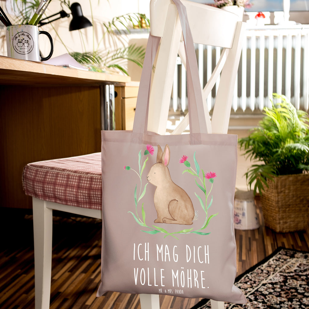 Tragetasche Hase Sitzen Beuteltasche, Beutel, Einkaufstasche, Jutebeutel, Stoffbeutel, Tasche, Shopper, Umhängetasche, Strandtasche, Schultertasche, Stofftasche, Tragetasche, Badetasche, Jutetasche, Einkaufstüte, Laptoptasche, Ostern, Osterhase, Ostergeschenke, Osternest, Osterdeko, Geschenke zu Ostern, Ostern Geschenk, Ostergeschenke Kinder, Ostern Kinder, Frohe Ostern, Ostergrüße, Osterblume, Liebe, Grüße, Hase, Kaninchen