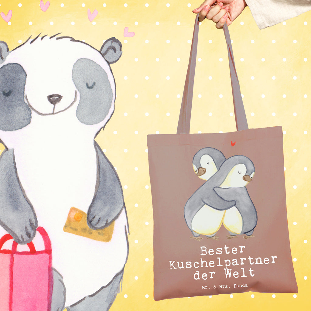 Tragetasche Pinguin Bester Kuschelpartner der Welt Beuteltasche, Beutel, Einkaufstasche, Jutebeutel, Stoffbeutel, Tasche, Shopper, Umhängetasche, Strandtasche, Schultertasche, Stofftasche, Tragetasche, Badetasche, Jutetasche, Einkaufstüte, Laptoptasche, für, Dankeschön, Geschenk, Schenken, Geburtstag, Geburtstagsgeschenk, Geschenkidee, Danke, Bedanken, Mitbringsel, Freude machen, Geschenktipp, Kuschelpartner, Lebenspartner, Ehepartner, Partner, Ehemann, Ehefrau, Kuscheln, Bett, Liebe, Freund, Freundin, Hochzeitstag, verliebt