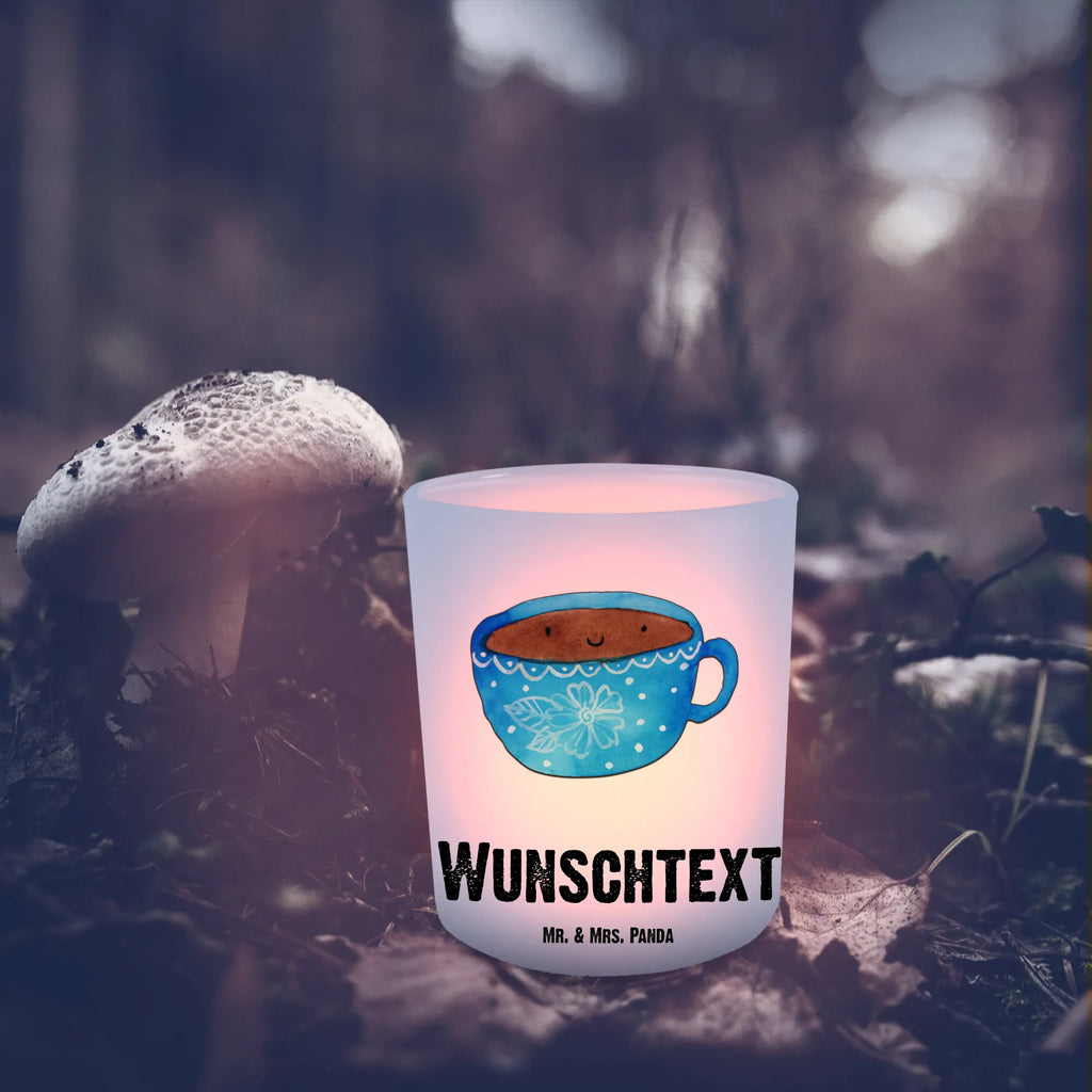 Personalisiertes Windlicht Kaffee Tasse Personalisiertes Windlicht, Personalisiertes Windlicht Glas, Personalisiertes Teelichtglas, Personalisierter Teelichthalter, Personalisiertes Kerzenglas, Personalisierte Kerze, Personalisiertes Teelicht, Windlicht mit Namen, Windlicht Glas mit Namen, Teelichtglas mit Namen, Teelichthalter mit Namen, Teelichter mit Namen, Kerzenglas mit Namen, Kerze mit Namen, Teelicht mit Namen, Namenspersonalisierung, Name, selbst gestalten, Wunschtext, Bedrucken, Tiermotive, Gute Laune, lustige Sprüche, Tiere, Kaffee, Tasse, Liebe, Geschmack, Genuss, Glücklich