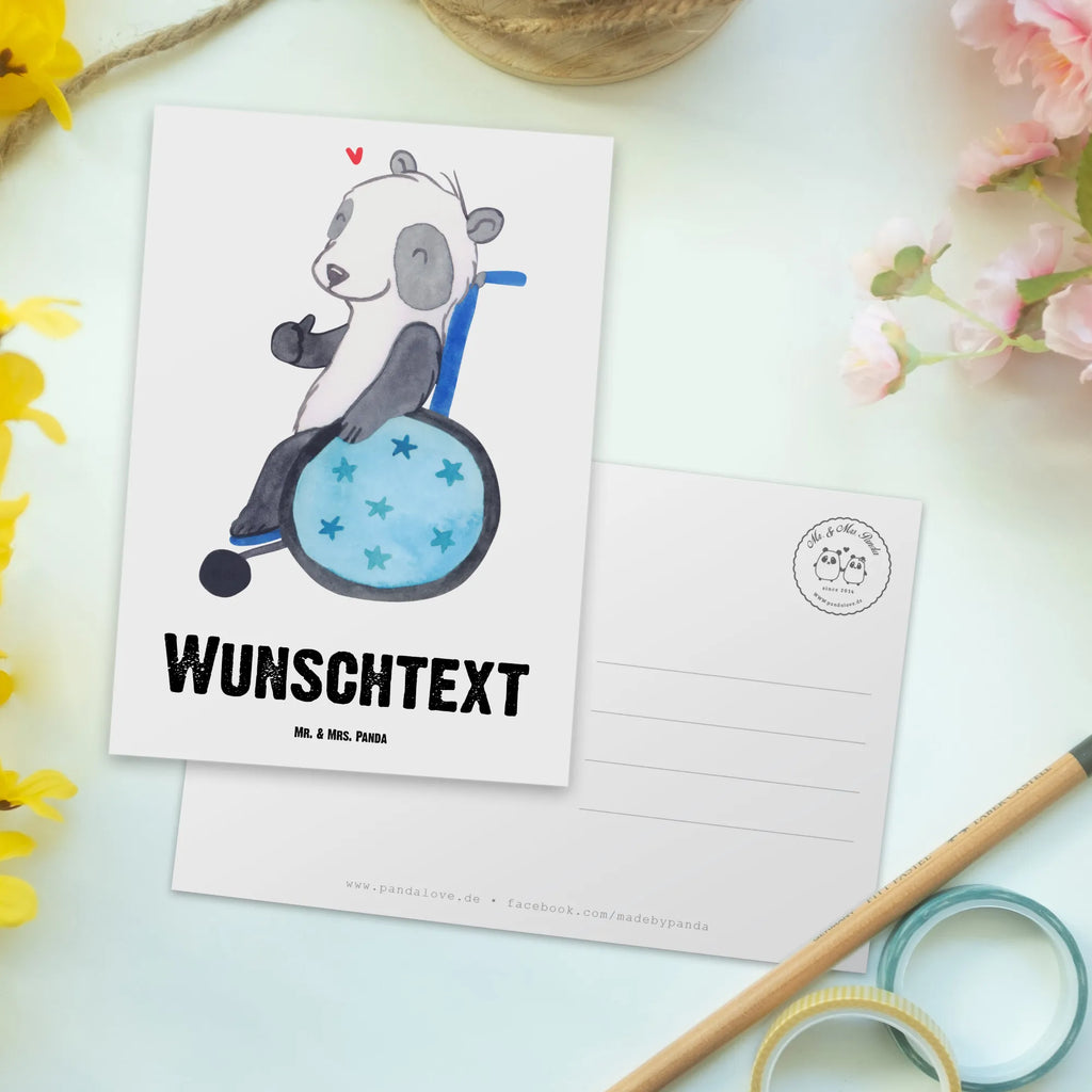 Personalisierte Postkarte Panda Rollstuhl Postkarte mit Namen, Postkarte bedrucken, Postkarte mit Wunschtext, Postkarte personalisierbar, Geschenkkarte mit Namen, Grußkarte mit Namen, Karte mit Namen, Einladung mit Namen, Ansichtskarte mit Namen, Geschenkkarte mit Wunschtext, Grußkarte mit Wunschtext, Karte mit Wunschtext, Einladung mit Wunschtext, Ansichtskarte mit Wunschtext, Panda, Rollstuhl