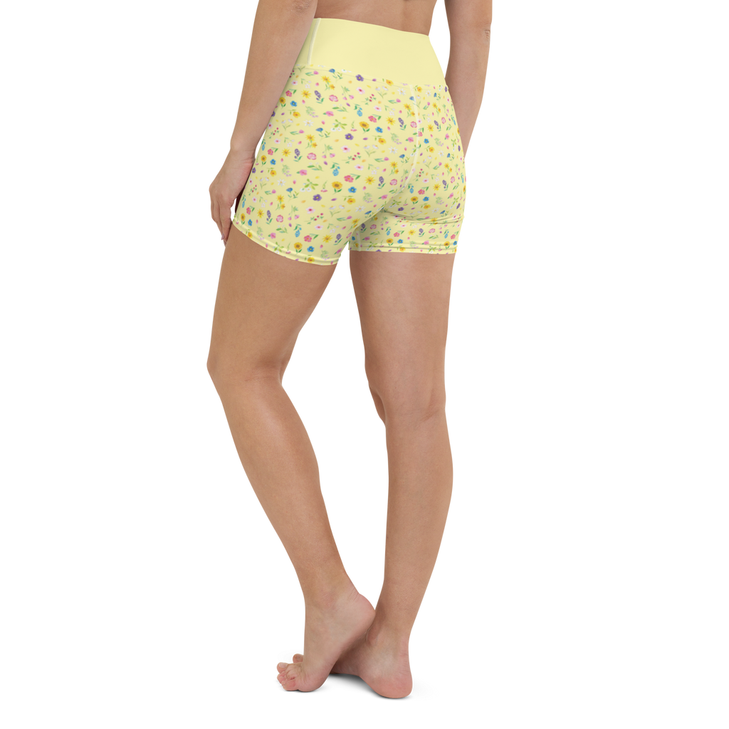 Yoga Shorts Bunte Blumenwiese Muster Yoga Shorts, Yogashorts, Sporthose, Sportshorts, Fitnesshose, Sportshorts Damen, Yoga Shorts Damen, Yogabekleidung, Sportbekleidung, Blumen Muster, Wildblumen Muster, Blumenwiese, Flower Power, Blumenmädchen