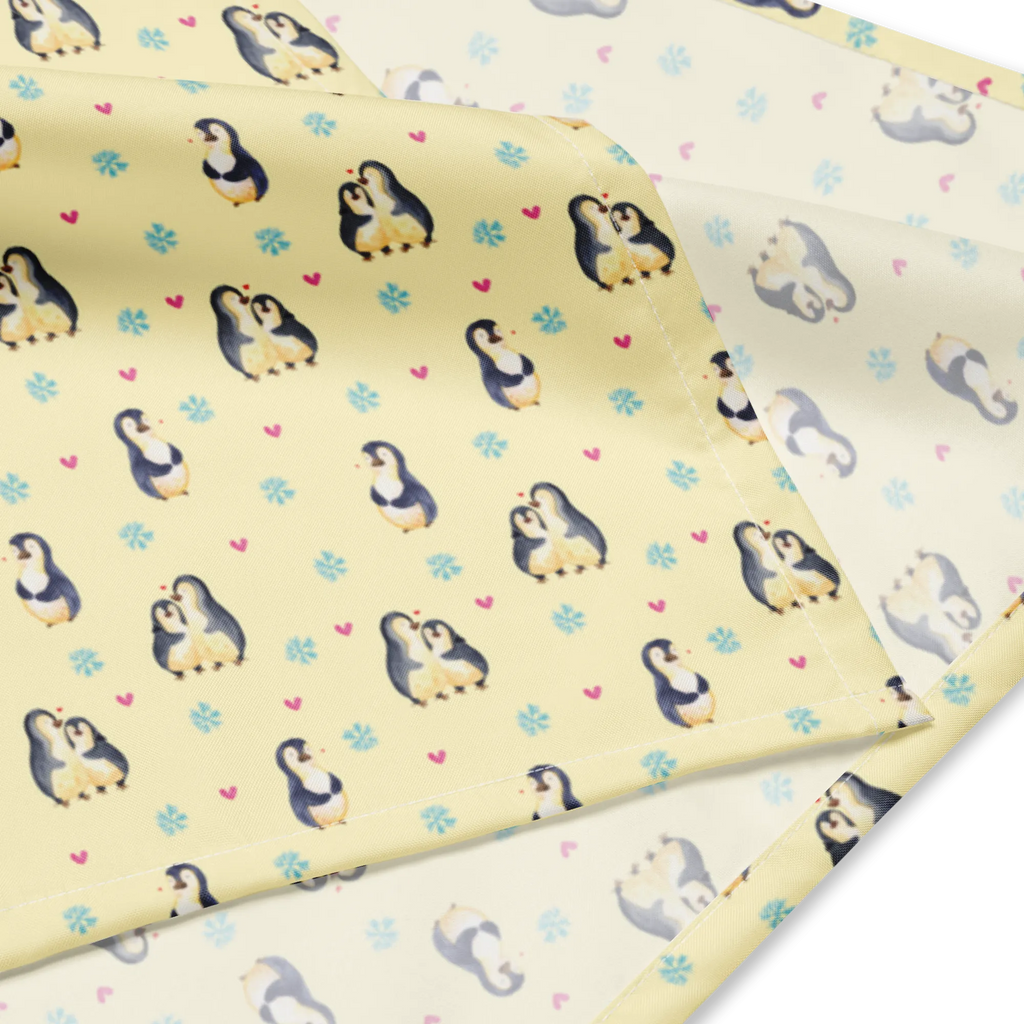 Bandana Pinguin umarmen Muster Bandana, Kopftuch, Halstuch, Multifunktionstuch, Design Bandana, Bandana Tuch, Sportbandana, Sport Bandana, Bandana kaufen, Pinguin, Liebe, Liebespaar, Liebesbeweis, Liebesgeschenk, Verlobung, Jahrestag, Hochzeitstag, Hochzeit, Hochzeitsgeschenk