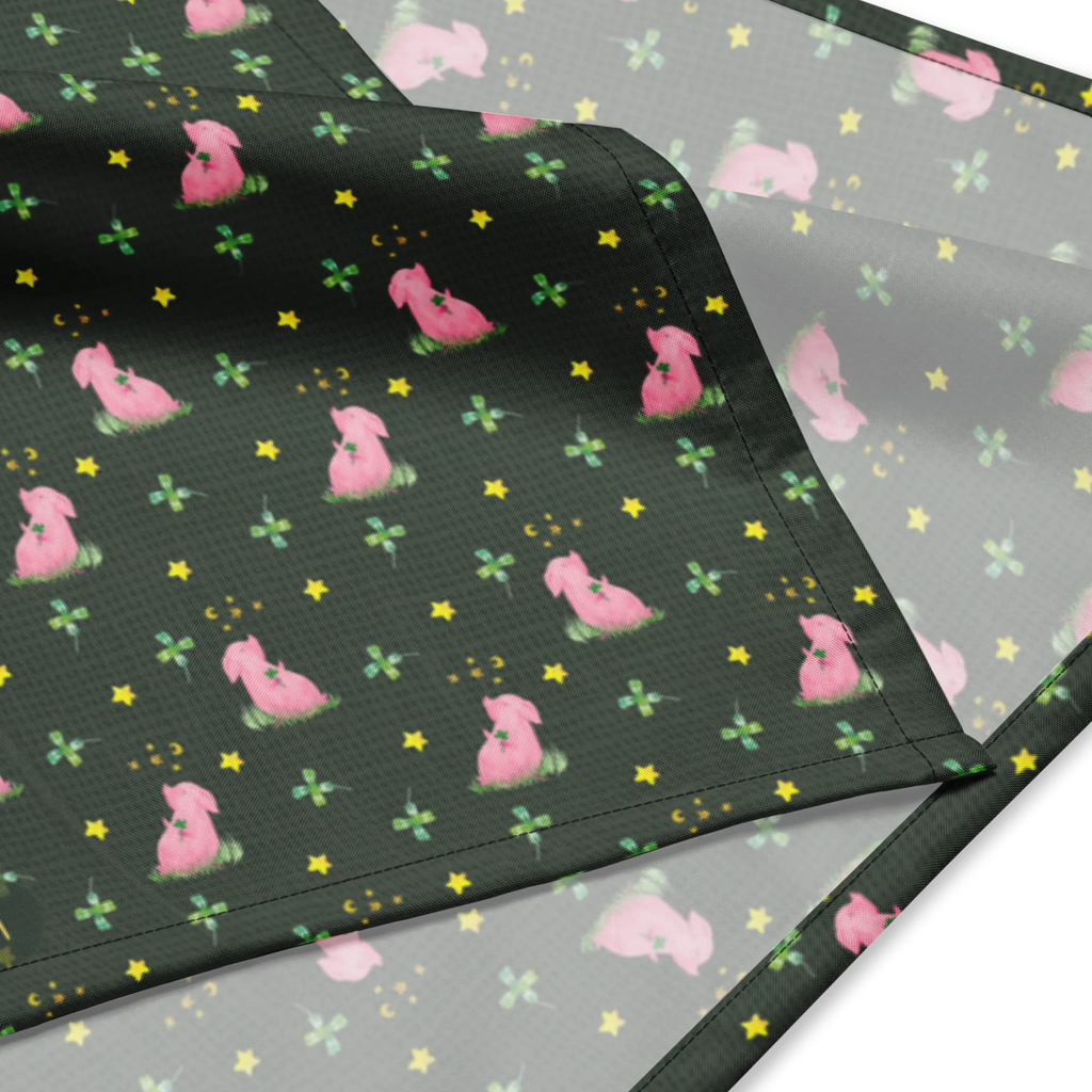 Bandana Schwein Glück Muster Bandana, Kopftuch, Halstuch, Multifunktionstuch, Design Bandana, Bandana Tuch, Sportbandana, Sport Bandana, Bandana kaufen, Tiermotive, Gute Laune, lustige Sprüche, Tiere, Glücksschwein. Glück, Schwein, Schweinchen, Sterne, Sernchen, Ziele, Träume, Motivation, Glücksbringer