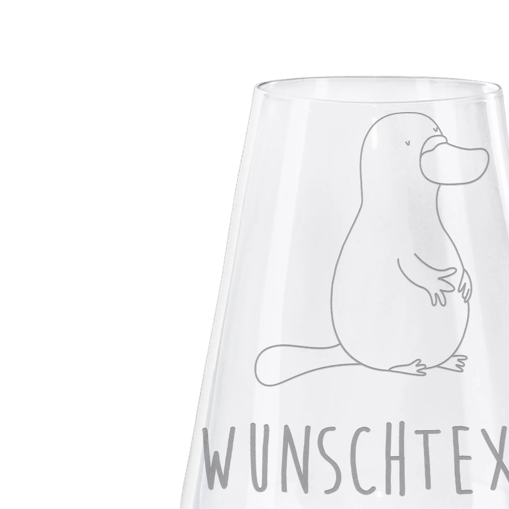 Personalisiertes Weißwein Glas Schnabeltier mutig Personalisiertes Weißweinglas, Personalisiertes Weinglas, Personalisiertes Weißwein Glas, Personalisiertes Weinglas mit Gravur, Personalisiertes Geschenk für Weinliebhaber, Personalisierte Spülmaschinenfeste Weingläser, Personalisierte Weinaccessoires, Weißweinglas mit Namen, Weinglas mit Namen, Weißwein Glas mit Namen, Weinglas mit Gravur mit Namen, Geschenk für Weinliebhaber mit Namen, Spülmaschinenfeste Weingläser mit Namen, Hochwertige Weinaccessoires mit Namen, Meerestiere, Meer, Urlaub, Schnabeltier, Mut, mutig, Lebensweisheit, Schnabeltiere, Motivation, Training, Büro, Arbeit, Neuanfang, Neustart, Weltreise, Raodtrip