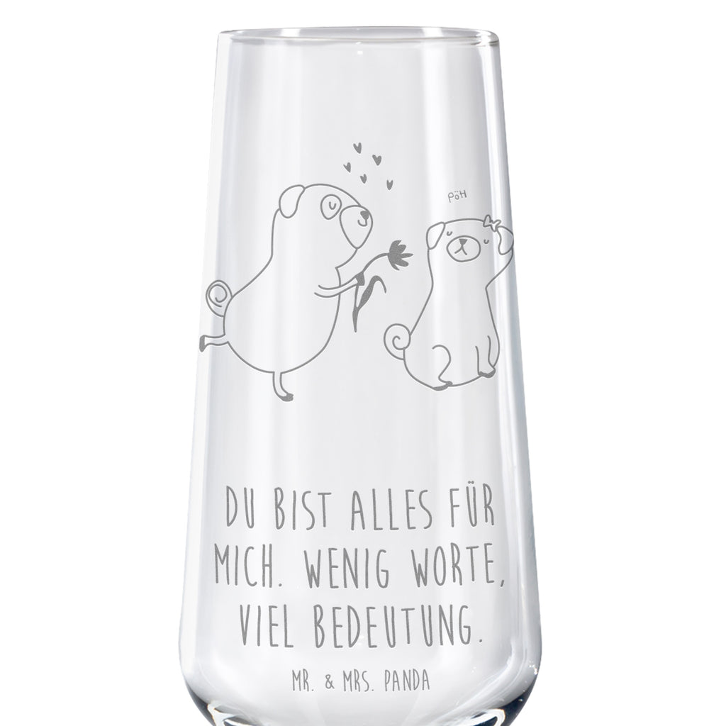 Sektglas Mops verliebt Sektglas, Sektglas mit Gravur, Spülmaschinenfeste Sektgläser, Hund, Hundemotiv, Haustier, Hunderasse, Tierliebhaber, Hundebesitzer, Sprüche, Mops, Möpse, Hundeliebe, verliebt, Liebe, Liebesspruch. Verlobt, Geschenk Freund, Partner