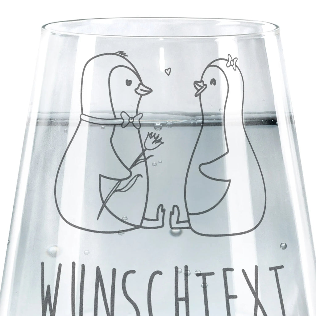 Personalisiertes Trinkglas Pinguin Pärchen Trinkglas, Trinkglas mit Gravur, Wasserglas, Spülmaschinenfeste Trinkglser, Pinguin, Pinguine, Liebe, Liebespaar, Liebesbeweis, Liebesgeschenk, Verlobung, Jahrestag, Hochzeitstag, Hochzeit, Hochzeitsgeschenk, große Liebe, Traumpaar