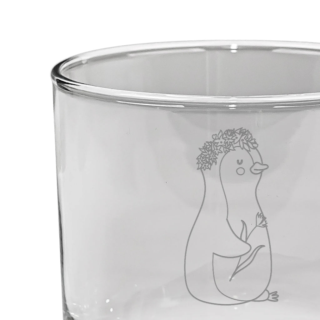 Personalisiertes Whiskey Glas Pinguin Blumenkranz Whiskeylgas, Whiskey Glas, Whiskey Glas mit Gravur, Whiskeyglas mit Spruch, Whiskey Glas mit Sprüchen, Pinguin, Pinguine, Blumenkranz, Universum, Leben, Wünsche, Ziele, Lebensziele, Motivation, Lebenslust, Liebeskummer, Geschenkidee