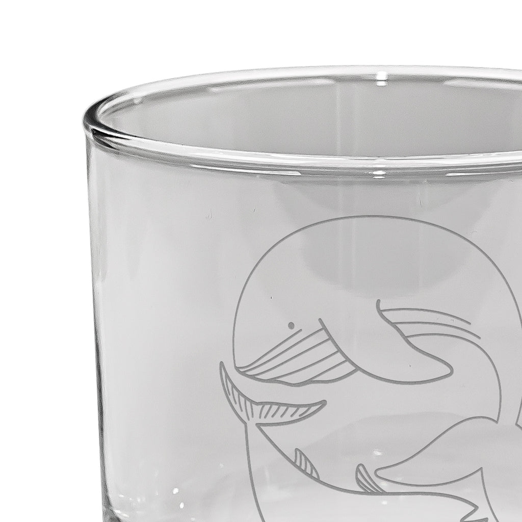 Whiskey Glas Walfisch & Thunfisch Whiskeylgas, Whiskey Glas, Whiskey Glas mit Gravur, Whiskeyglas mit Spruch, Whiskey Glas mit Sprüchen, Whiskygläser, Whisky Gläser, Whiskey Tumbler, Whiskyglas mit Gravur, Gravur Whiskyglas, Edle Whiskygläser, Tiermotive, Gute Laune, lustige Sprüche, Tiere, Wal, Wahl, Tunfisch, Wortwitz lustig, Spruch lustig, Flachwitz, Witz, Spruch des Tages, Flachwitz Geschenk