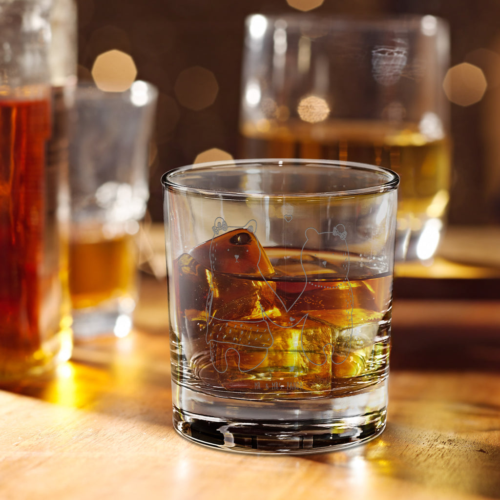 Whiskey Glas Bär Freundin Whiskeylgas, Whiskey Glas, Whiskey Glas mit Gravur, Whiskeyglas mit Spruch, Whiskey Glas mit Sprüchen, Whiskygläser, Whisky Gläser, Whiskey Tumbler, Whiskyglas mit Gravur, Gravur Whiskyglas, Edle Whiskygläser, Bär, Teddy, Teddybär, Bär Freundin Beste Freund Liebe Liebesbeweis Verliebt Kumpel Kumpeliene