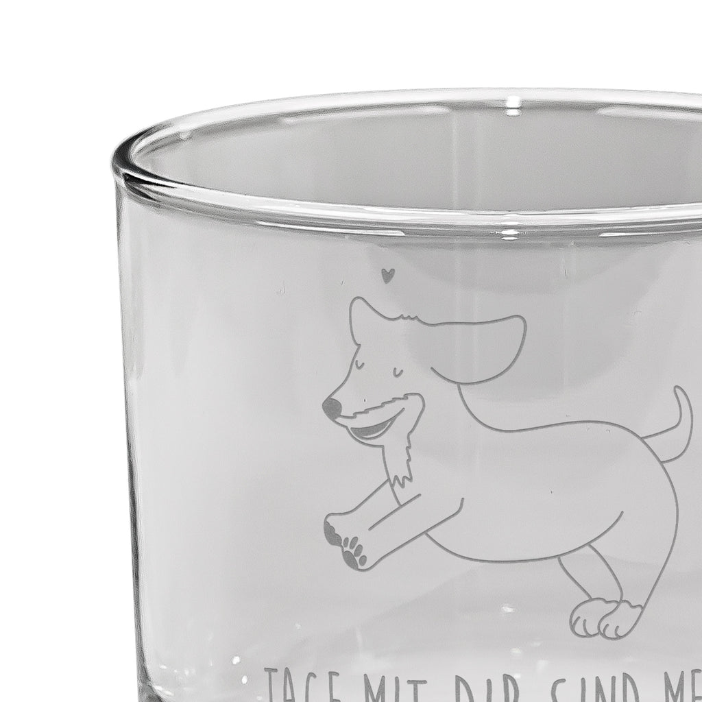 Whiskey Glas Hund Dackel fröhlich Whiskeylgas, Whiskey Glas, Whiskey Glas mit Gravur, Whiskeyglas mit Spruch, Whiskey Glas mit Sprüchen, Whiskygläser, Whisky Gläser, Whiskey Tumbler, Whiskyglas mit Gravur, Gravur Whiskyglas, Edle Whiskygläser, Hund, Hundemotiv, Haustier, Hunderasse, Tierliebhaber, Hundebesitzer, Sprüche, Hunde, Dackel, Dachshund, happy dog