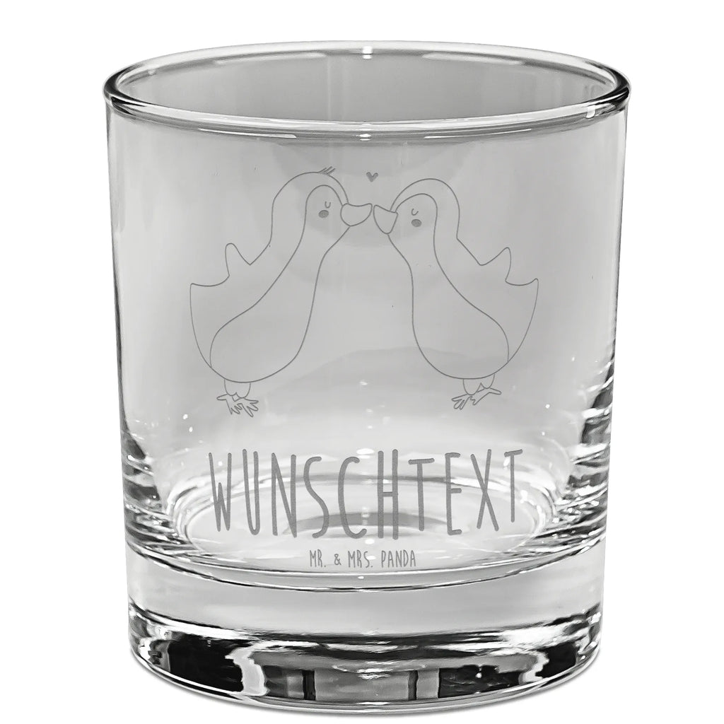 Personalisiertes Whiskey Glas Pinguin Liebe Whiskeylgas, Whiskey Glas, Whiskey Glas mit Gravur, Whiskeyglas mit Spruch, Whiskey Glas mit Sprüchen, Liebe, Partner, Freund, Freundin, Ehemann, Ehefrau, Heiraten, Verlobung, Heiratsantrag, Liebesgeschenk, Jahrestag, Hocheitstag, Pinguin, Pinguine, Pinguin Paar, Pinguinpaar, Pinguin Liebe, Paar, Pärchen. Liebespaar, Liebesbeweis, Liebesspruch, Hochzeitstag, Geschenk Freund, Geschenk Freundin, Verlobte, Verlobter, Love, Geschenk Hochzeitstag, Geschenkidee, Hochzeit, Gastgeschenk