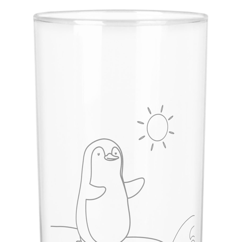 Wasserglas Pinguin Surfer Wasserglas, Glas, Trinkglas, Wasserglas mit Gravur, Glas mit Gravur, Trinkglas mit Gravur, Pinguin, Pinguine, surfen, Surfer, Hawaii, Urlaub, Wellen, Wellen reiten, Portugal