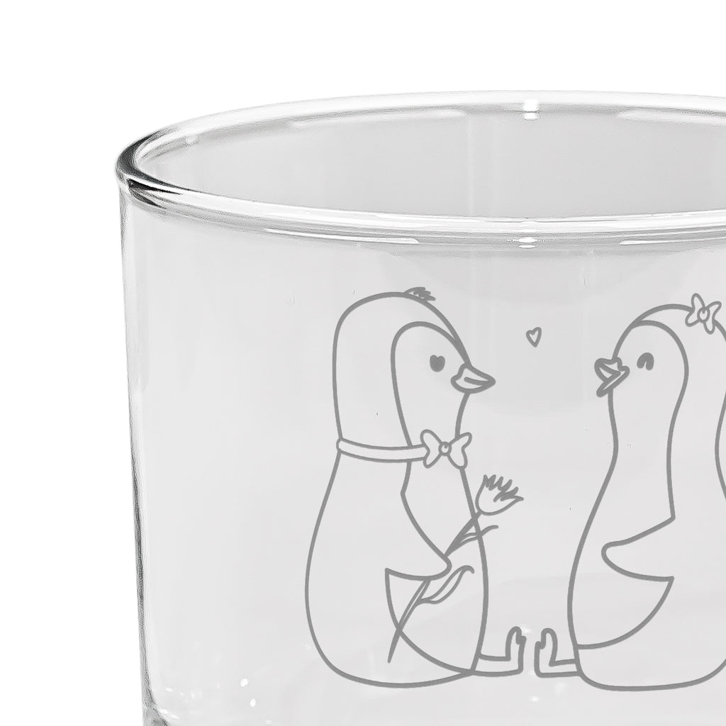 Personalisiertes Gin Glas Pinguin Pärchen Personalisiertes Ginglas, Personalisiertes Gin Glas, Personalisiertes Gin Glas mit Gravur, Personalisiertes Gin Glas mit Spruch, Personalisiertes Gin Glas mit Sprüchen, Ginglas mit Wunschtext, Pinguin, Pinguine, Liebe, Liebespaar, Liebesbeweis, Liebesgeschenk, Verlobung, Jahrestag, Hochzeitstag, Hochzeit, Hochzeitsgeschenk, große Liebe, Traumpaar