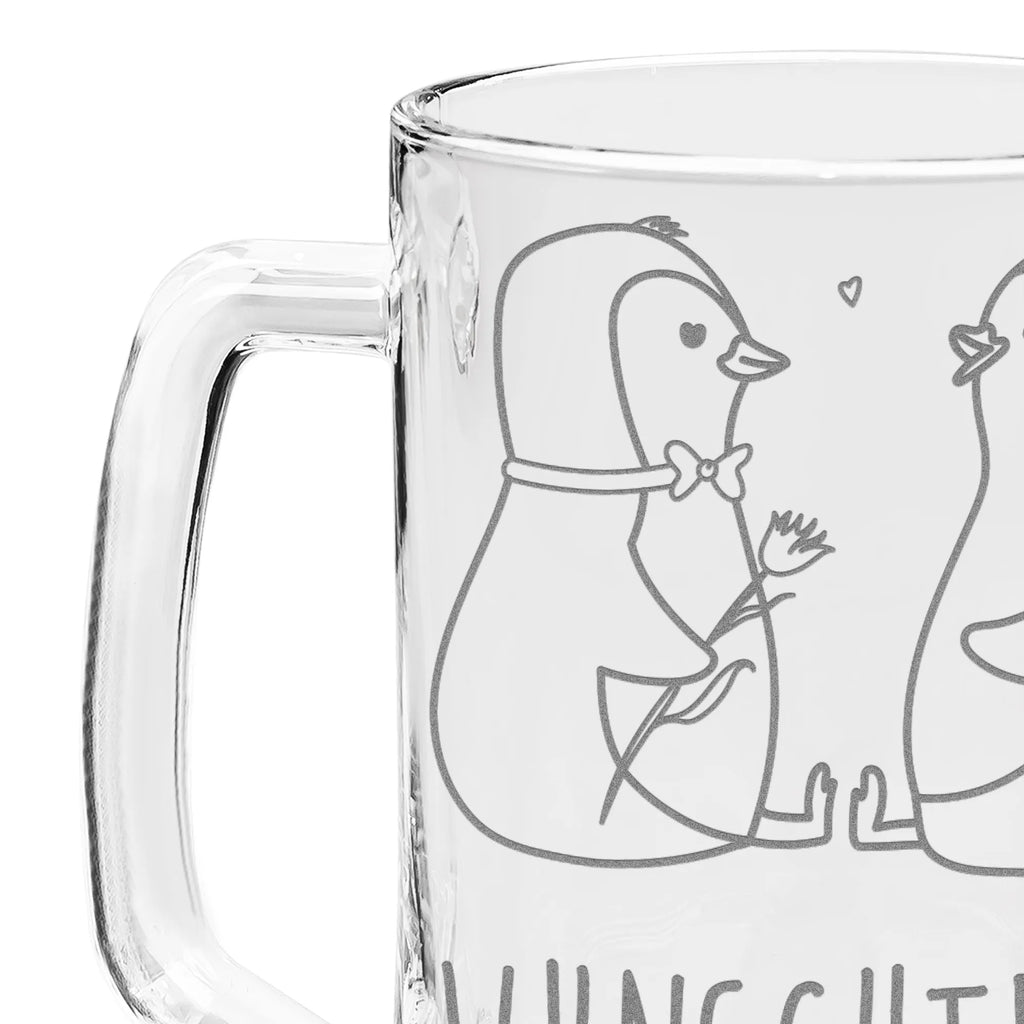 Personalisierter Gravur Bierkrug Pinguin Pärchen Personalisierter Bierkrug, Personalisierter Bier Krug, Personalisiertes Bierkrug Glas, Bierkrug mit Namen, Bier Krug mit Namen, Bierkrug Glas mit Namen, Vatertag, Wunschtext, Wunschname, Personalisierbar, Selbst gestalten, Pinguin, Pinguine, Liebe, Liebespaar, Liebesbeweis, Liebesgeschenk, Verlobung, Jahrestag, Hochzeitstag, Hochzeit, Hochzeitsgeschenk, große Liebe, Traumpaar