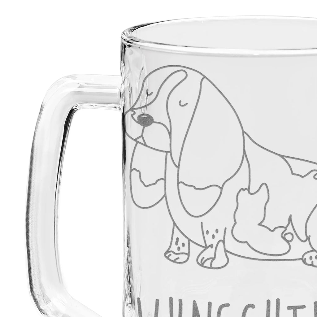 Personalisierter Gravur Bierkrug Hund Basset Hound Personalisierter Bierkrug, Personalisierter Bier Krug, Personalisiertes Bierkrug Glas, Bierkrug mit Namen, Bier Krug mit Namen, Bierkrug Glas mit Namen, Vatertag, Wunschtext, Wunschname, Personalisierbar, Selbst gestalten, Hund, Hundemotiv, Haustier, Hunderasse, Tierliebhaber, Hundebesitzer, Sprüche, Basset Hound, Basset, Hundeliebe, kinderlos