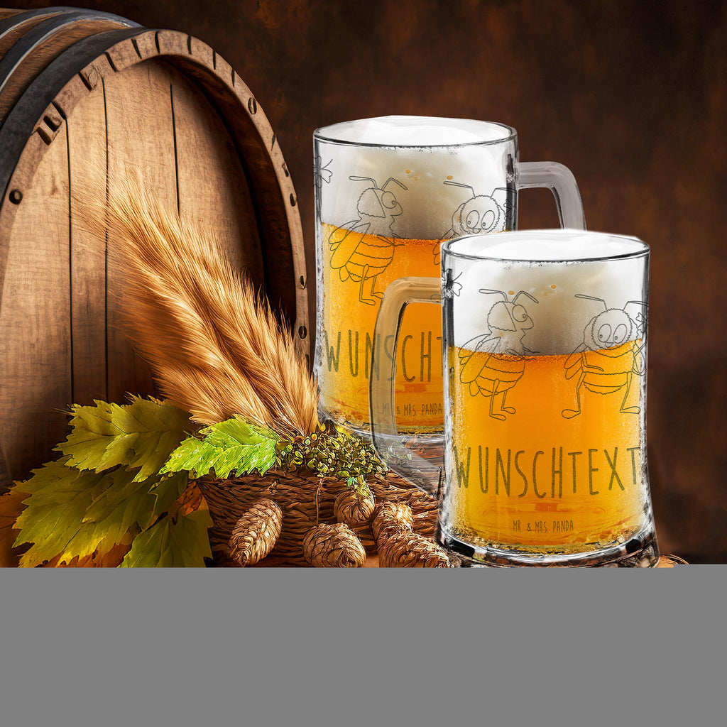 Personalisierter Gravur Bierkrug Hummeln Kleeblatt Personalisierter Bierkrug, Personalisierter Bier Krug, Personalisiertes Bierkrug Glas, Bierkrug mit Namen, Bier Krug mit Namen, Bierkrug Glas mit Namen, Vatertag, Wunschtext, Wunschname, Personalisierbar, Selbst gestalten, Tiermotive, Gute Laune, lustige Sprüche, Tiere, Hummel, Biene, Spruch positiv, Biene Deko, Spruch schön, glücklich sein, glücklich werden, Spruch fröhlich