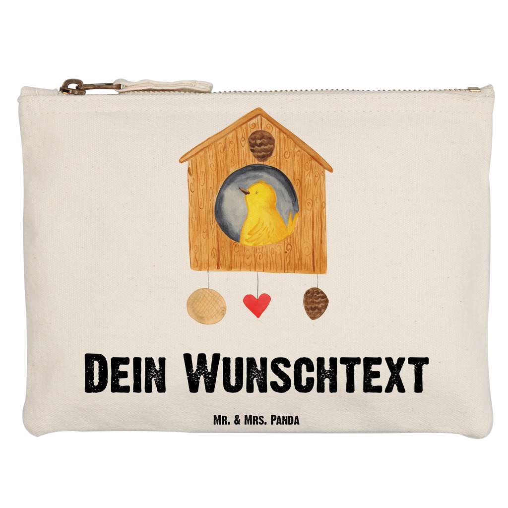 Personalisierte Schminktasche Vogelhaus Personalisierte Schminktasche, Personalisierte Kosmetiktasche, Personalisierter Kosmetikbeutel, Personalisiertes Stiftemäppchen, Personalisiertes Etui, Personalisierte Federmappe, Personalisierte Makeup Bag, Personalisiertes Schminketui, Personalisiertes Kosmetiketui, Personalisiertes Schlamperetui, Schminktasche mit Namen, Kosmetiktasche mit Namen, Kosmetikbeutel mit Namen, Stiftemäppchen mit Namen, Etui mit Namen, Federmappe mit Namen, Makeup Bg mit Namen, Schminketui mit Namen, Kosmetiketui mit Namen, Schlamperetui mit Namen, Schminktasche personalisieren, Schminktasche bedrucken, Schminktasche selbst gestalten, Tiermotive, Gute Laune, lustige Sprüche, Tiere, Vogel, Vögel, Vogelhaus, Vogelhäuschen, Home sweet home, Zuhause, Nest, Eigenheim, Familie, Wohnung, Haus, unser Haus, Lieblingsort, Castle