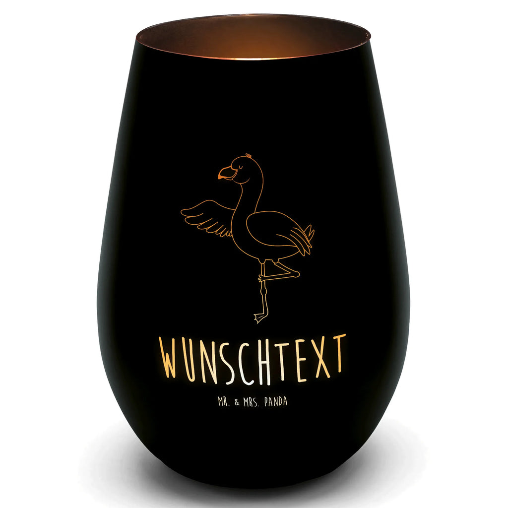 Gold Windlicht Personalisiert Flamingo Yoga Personalisiertes Windlicht, Personalisiertes Teelicht, Personalisiertes Graviertes Windlicht, Personalisiertes Windlicht Gravur, Personalisierte Kerze, Personalisiertes Windlicht aus Glas, Personalisiertes Teelicht aus Glas, Personalisiertes Windlicht mit Namen, Teelicht mit Namen, Graviertes Windlicht mit Namen, Windlicht Gravur mit Namen, Kerze mit Namen, Windlicht aus Glas mit Namen, Teelicht aus Glas mit Namen, Wunschtext, Personalisierbar, Selbst gestalten, Flamingo, Vogel, Yoga, Namaste, Achtsamkeit, Yoga-Übung, Entspannung, Ärger, Aufregen, Tiefenentspannung