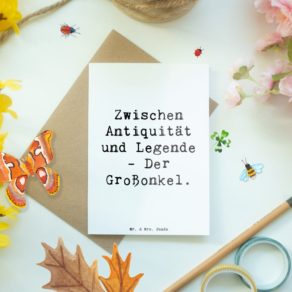 Grußkarte Spruch Zwischen Antiquität und Legende - Der Großonkel. Grußkarte, Klappkarte, Einladungskarte, Glückwunschkarte, Hochzeitskarte, Geburtstagskarte, Karte, Ansichtskarten, Familie, Vatertag, Muttertag, Bruder, Schwester, Mama, Papa, Oma, Opa