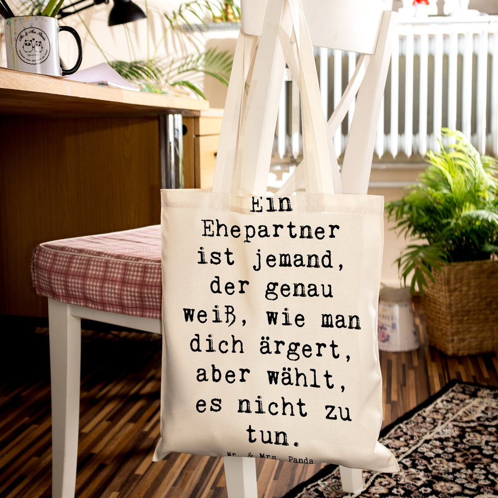 Tragetasche Spruch Ehepartner Liebe Beuteltasche, Beutel, Einkaufstasche, Jutebeutel, Stoffbeutel, Tasche, Shopper, Umhängetasche, Strandtasche, Schultertasche, Stofftasche, Tragetasche, Badetasche, Jutetasche, Einkaufstüte, Laptoptasche, Familie, Vatertag, Muttertag, Bruder, Schwester, Mama, Papa, Oma, Opa