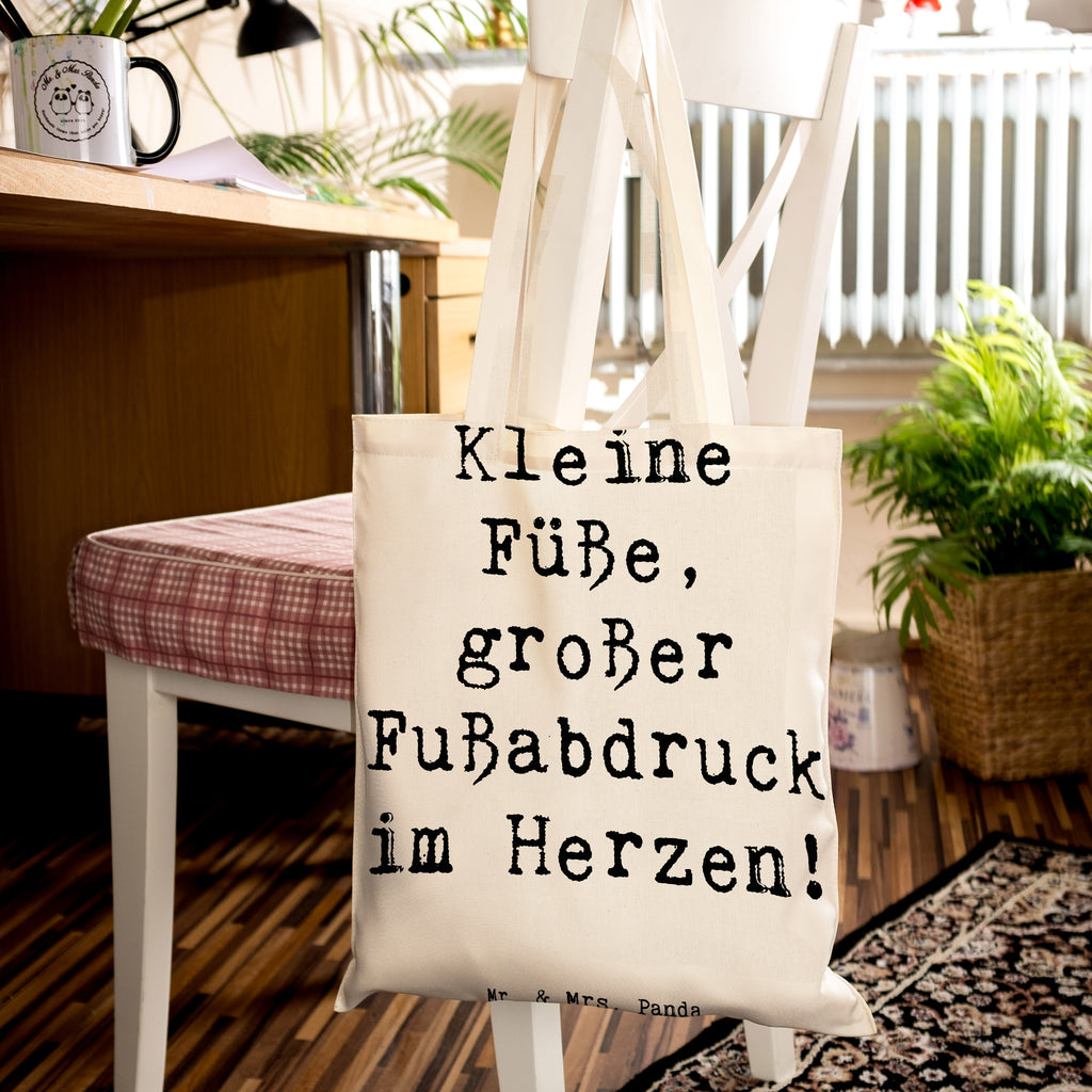 Tragetasche Spruch Kind Fußabdruck Beuteltasche, Beutel, Einkaufstasche, Jutebeutel, Stoffbeutel, Tasche, Shopper, Umhängetasche, Strandtasche, Schultertasche, Stofftasche, Tragetasche, Badetasche, Jutetasche, Einkaufstüte, Laptoptasche, Familie, Vatertag, Muttertag, Bruder, Schwester, Mama, Papa, Oma, Opa