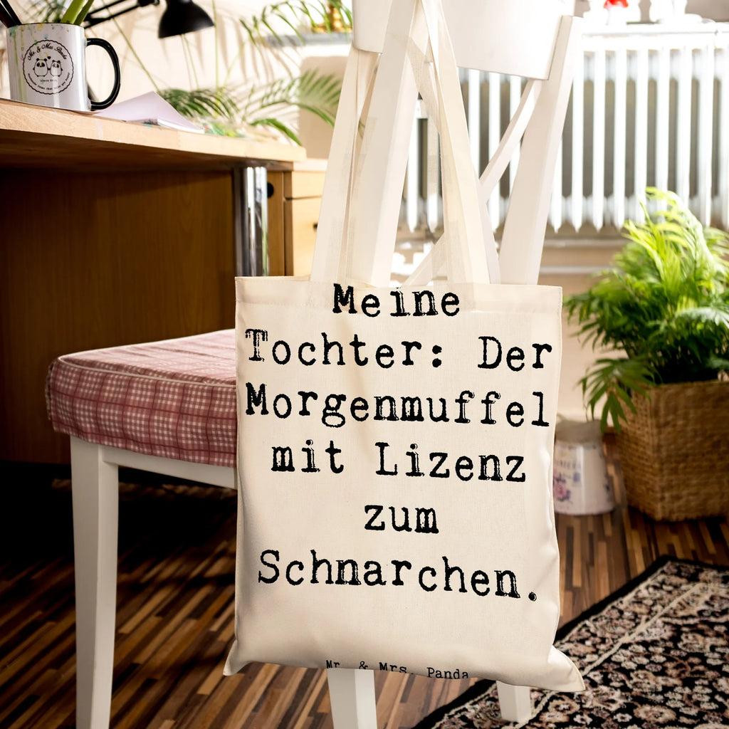 Tragetasche Spruch Tochter Morgenmuffel Beuteltasche, Beutel, Einkaufstasche, Jutebeutel, Stoffbeutel, Tasche, Shopper, Umhängetasche, Strandtasche, Schultertasche, Stofftasche, Tragetasche, Badetasche, Jutetasche, Einkaufstüte, Laptoptasche, Familie, Vatertag, Muttertag, Bruder, Schwester, Mama, Papa, Oma, Opa