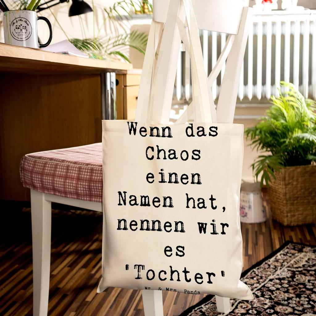 Tragetasche Spruch Chaos Tochter Beuteltasche, Beutel, Einkaufstasche, Jutebeutel, Stoffbeutel, Tasche, Shopper, Umhängetasche, Strandtasche, Schultertasche, Stofftasche, Tragetasche, Badetasche, Jutetasche, Einkaufstüte, Laptoptasche, Familie, Vatertag, Muttertag, Bruder, Schwester, Mama, Papa, Oma, Opa