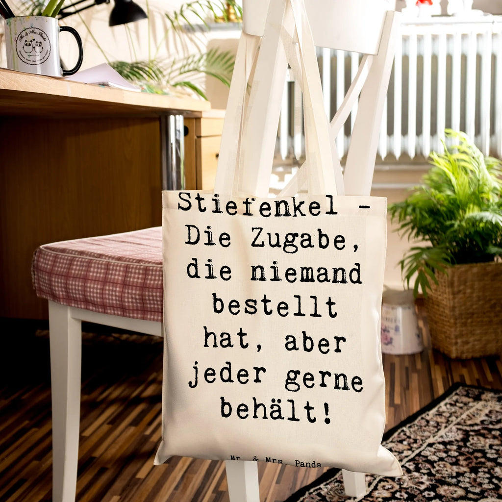 Tragetasche Spruch Stiefenkel Freude Beuteltasche, Beutel, Einkaufstasche, Jutebeutel, Stoffbeutel, Tasche, Shopper, Umhängetasche, Strandtasche, Schultertasche, Stofftasche, Tragetasche, Badetasche, Jutetasche, Einkaufstüte, Laptoptasche, Familie, Vatertag, Muttertag, Bruder, Schwester, Mama, Papa, Oma, Opa