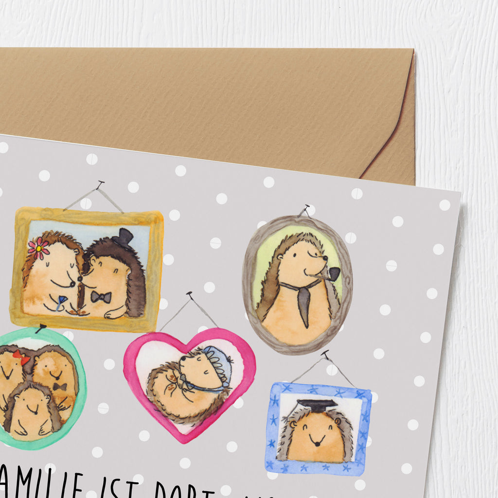 Deluxe Karte Igel Familie Karte, Grußkarte, Klappkarte, Einladungskarte, Glückwunschkarte, Hochzeitskarte, Geburtstagskarte, Hochwertige Grußkarte, Hochwertige Klappkarte, Familie, Vatertag, Muttertag, Bruder, Schwester, Mama, Papa, Oma, Opa, Liebe, Igel, Bilder, Zusammenhalt, Glück