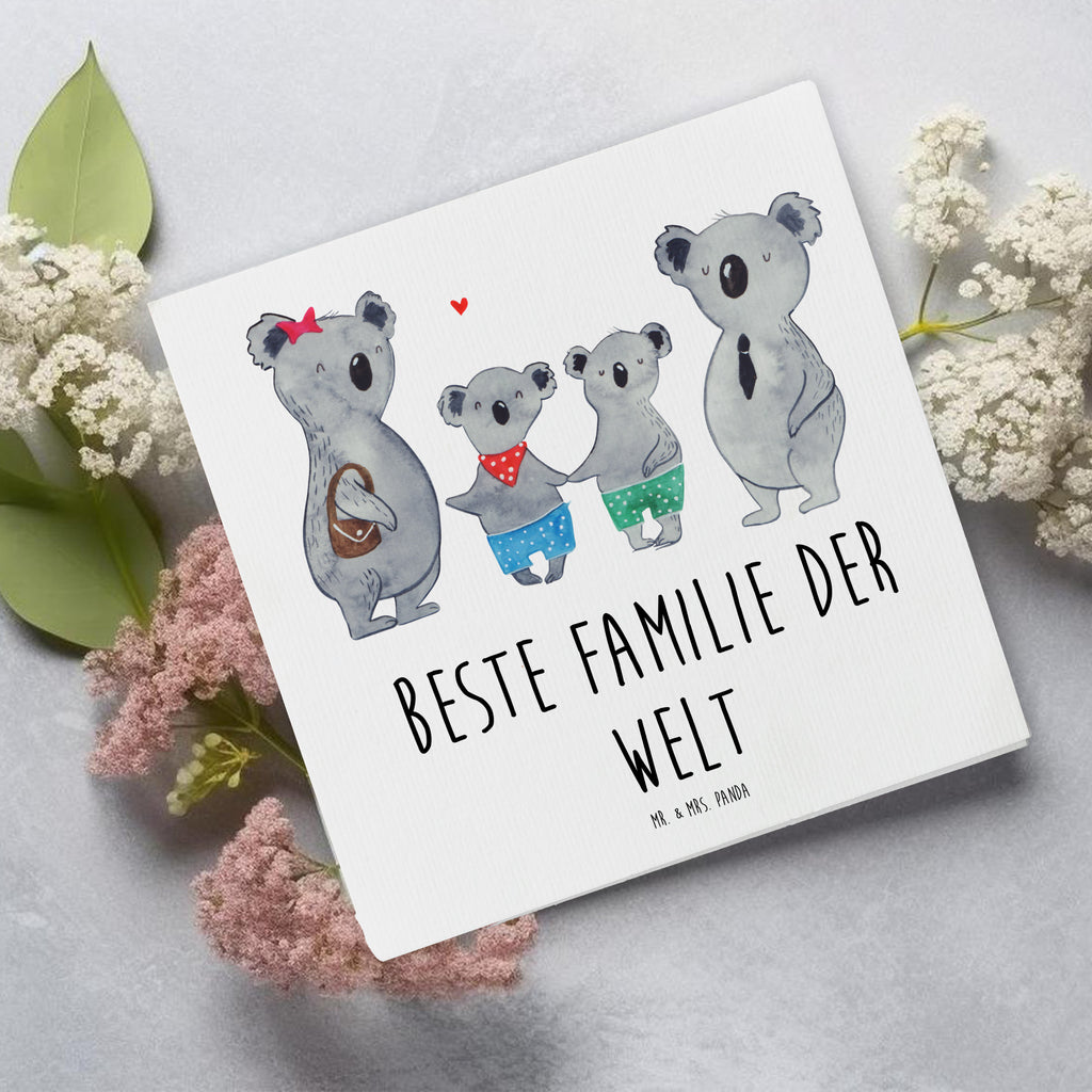 Deluxe Karte Koala Familie zwei Karte, Grußkarte, Klappkarte, Einladungskarte, Glückwunschkarte, Hochzeitskarte, Geburtstagskarte, Hochwertige Grußkarte, Hochwertige Klappkarte, Familie, Vatertag, Muttertag, Bruder, Schwester, Mama, Papa, Oma, Opa, Koala, Koalabär, beste Familie, Familienzeit, Familienleben, Koalafamilie, Lieblingsfamilie