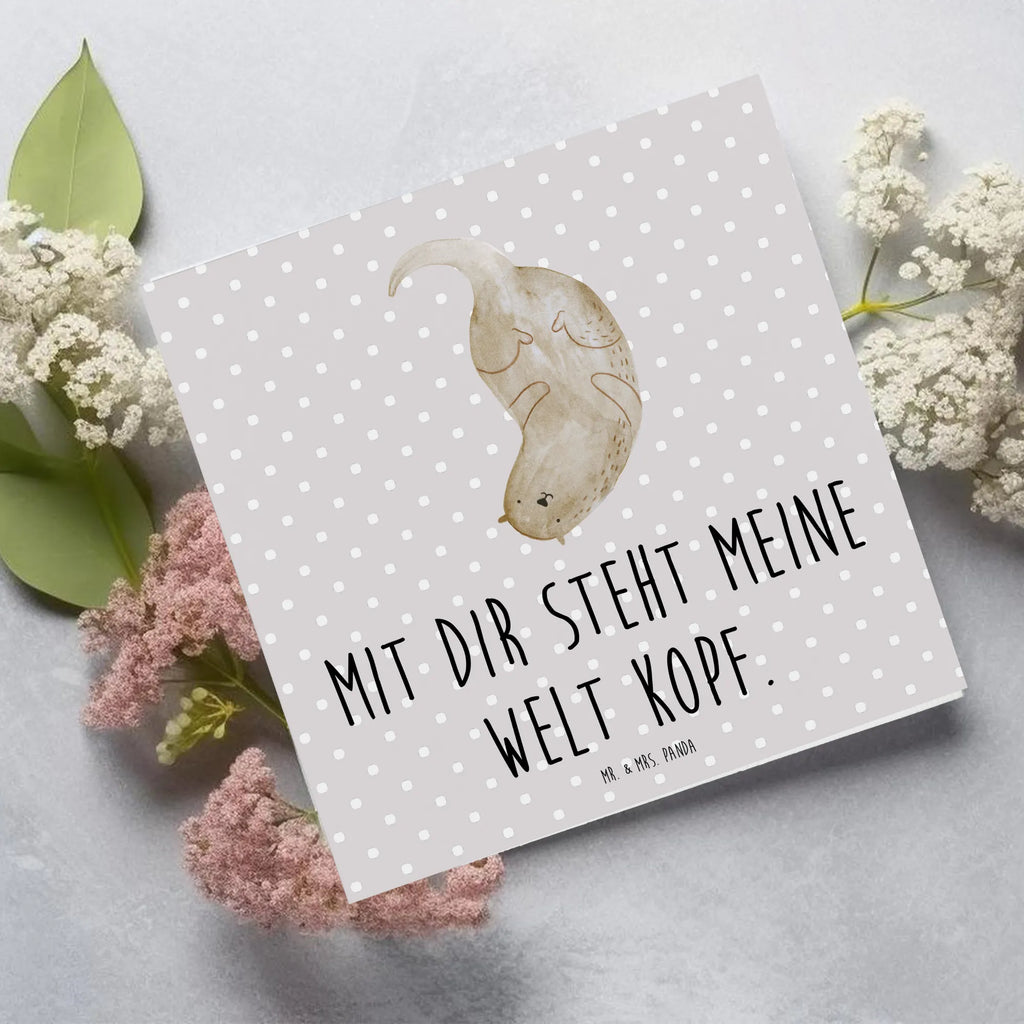 Deluxe Karte Otter Kopfüber Karte, Grußkarte, Klappkarte, Einladungskarte, Glückwunschkarte, Hochzeitskarte, Geburtstagskarte, Hochwertige Grußkarte, Hochwertige Klappkarte, Otter, Fischotter, Seeotter, Otter Seeotter See Otter