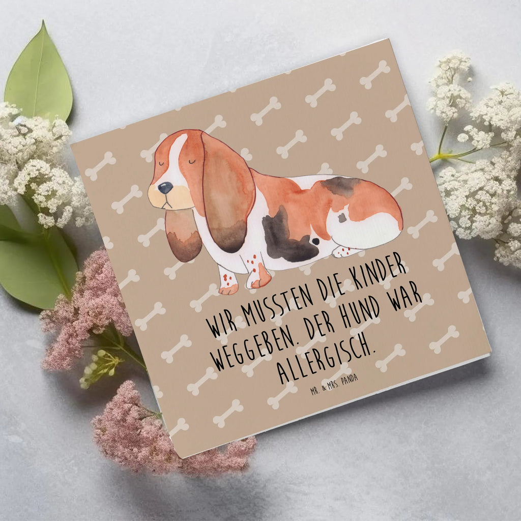 Deluxe Karte Hund Basset Hound Karte, Grußkarte, Klappkarte, Einladungskarte, Glückwunschkarte, Hochzeitskarte, Geburtstagskarte, Hochwertige Grußkarte, Hochwertige Klappkarte, Hund, Hundemotiv, Haustier, Hunderasse, Tierliebhaber, Hundebesitzer, Sprüche, Basset Hound, Basset, Hundeliebe, kinderlos