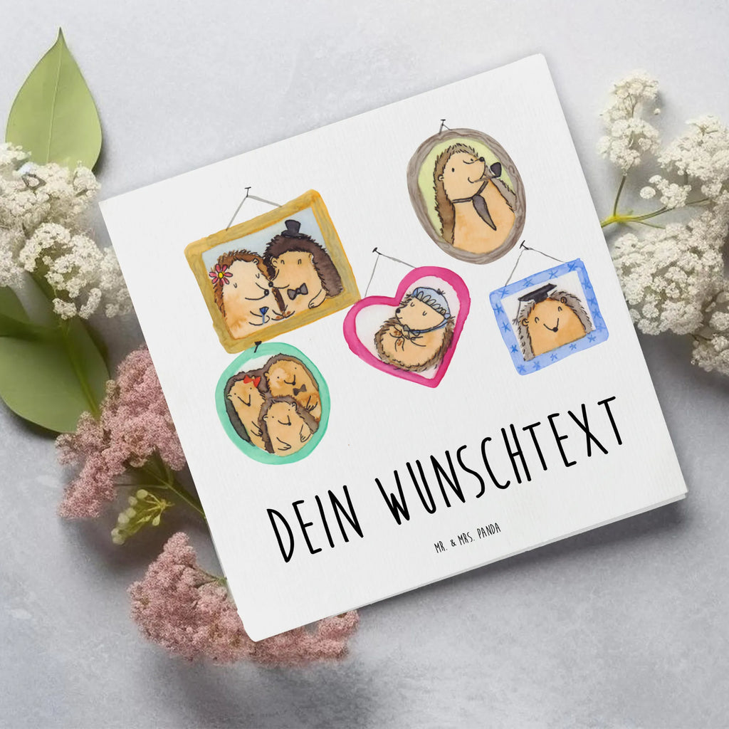 Personalisierte Deluxe Karte Igel Familie Personalisierte Grußkarte, Personalisiertere Klappkarte, Personalisierte Einladungskarte, Personalisierte Glückwunschkarte, Personalisierte Hochzeitskarte, Personalisierte Geburtstagskarte, Grußkarte mit Namen, Grußkarte selber drucken, Grußkarte selbst gestalten, Grußkarte mit persönlichen Nachrichten, Grußkarte als Geldgeschenk, Grußkarten personalisiert, Personalisierte Karte, Familie, Vatertag, Muttertag, Bruder, Schwester, Mama, Papa, Oma, Opa, Liebe, Igel, Bilder, Zusammenhalt, Glück