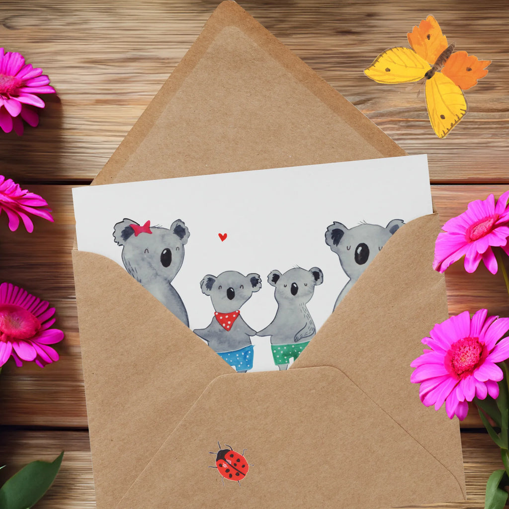 Personalisierte Deluxe Karte Koala Familie zwei Personalisierte Grußkarte, Personalisiertere Klappkarte, Personalisierte Einladungskarte, Personalisierte Glückwunschkarte, Personalisierte Hochzeitskarte, Personalisierte Geburtstagskarte, Grußkarte mit Namen, Grußkarte selber drucken, Grußkarte selbst gestalten, Grußkarte mit persönlichen Nachrichten, Grußkarte als Geldgeschenk, Grußkarten personalisiert, Personalisierte Karte, Familie, Vatertag, Muttertag, Bruder, Schwester, Mama, Papa, Oma, Opa, Koala, Koalabär, beste Familie, Familienzeit, Familienleben, Koalafamilie, Lieblingsfamilie