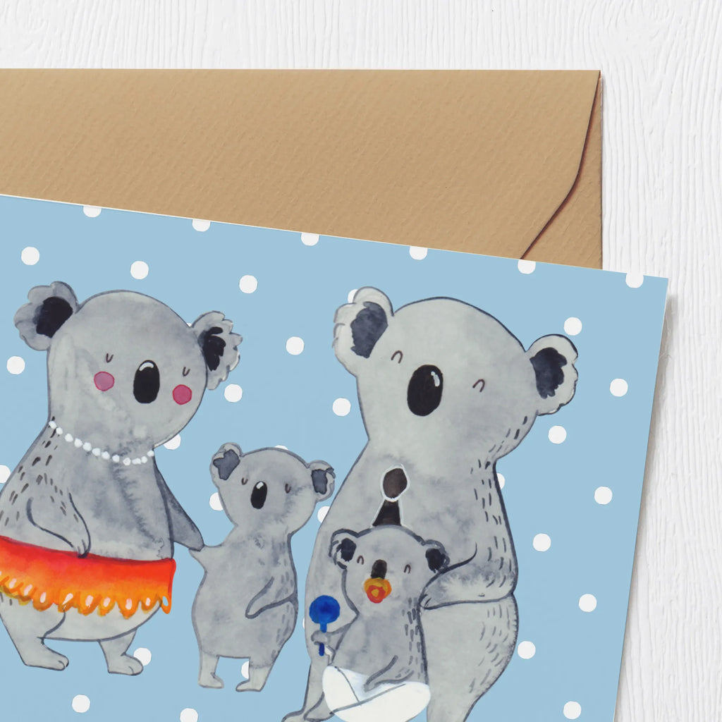 Personalisierte Deluxe Karte Koala Familie Personalisierte Grußkarte, Personalisiertere Klappkarte, Personalisierte Einladungskarte, Personalisierte Glückwunschkarte, Personalisierte Hochzeitskarte, Personalisierte Geburtstagskarte, Grußkarte mit Namen, Grußkarte selber drucken, Grußkarte selbst gestalten, Grußkarte mit persönlichen Nachrichten, Grußkarte als Geldgeschenk, Grußkarten personalisiert, Personalisierte Karte, Familie, Vatertag, Muttertag, Bruder, Schwester, Mama, Papa, Oma, Opa, Koala, Koalas, Family, Kinder, Geschwister, Familienleben