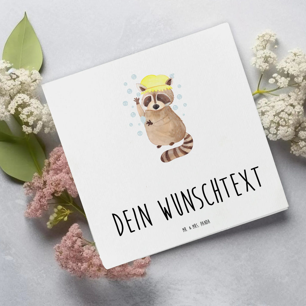 Personalisierte Deluxe Karte Waschbär Personalisierte Grußkarte, Personalisiertere Klappkarte, Personalisierte Einladungskarte, Personalisierte Glückwunschkarte, Personalisierte Hochzeitskarte, Personalisierte Geburtstagskarte, Grußkarte mit Namen, Grußkarte selber drucken, Grußkarte selbst gestalten, Grußkarte mit persönlichen Nachrichten, Grußkarte als Geldgeschenk, Grußkarten personalisiert, Personalisierte Karte, Tiermotive, Gute Laune, lustige Sprüche, Tiere, Waschbär, Tagträumen, Plan, Fröhlich, waschen, Seifenblasen