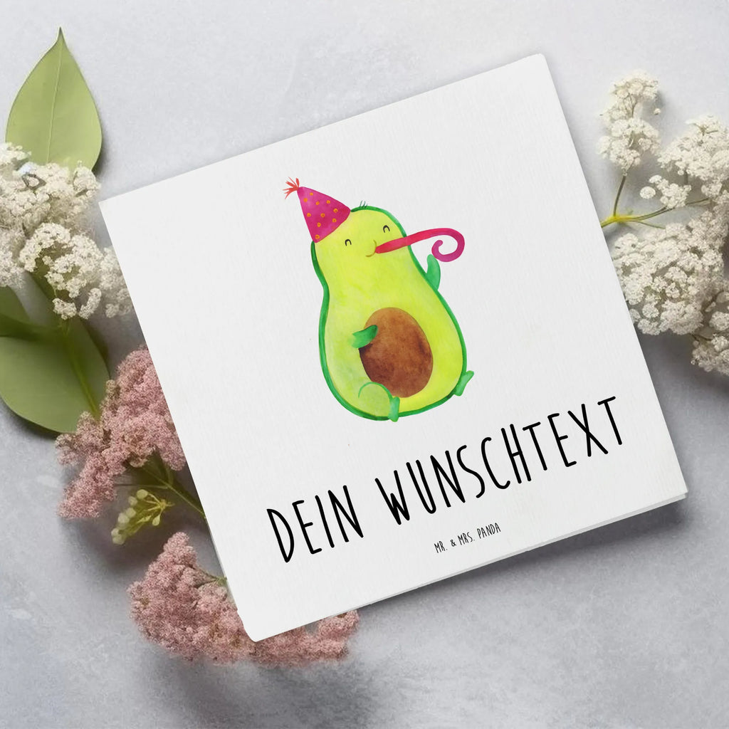 Personalisierte Deluxe Karte Avocado Feier Personalisierte Grußkarte, Personalisiertere Klappkarte, Personalisierte Einladungskarte, Personalisierte Glückwunschkarte, Personalisierte Hochzeitskarte, Personalisierte Geburtstagskarte, Grußkarte mit Namen, Grußkarte selber drucken, Grußkarte selbst gestalten, Grußkarte mit persönlichen Nachrichten, Grußkarte als Geldgeschenk, Grußkarten personalisiert, Personalisierte Karte, Avocado, Veggie, Vegan, Gesund, Party, Feierlichkeit, Feier, Fete, Geburtstag, Gute Laune, Tröte